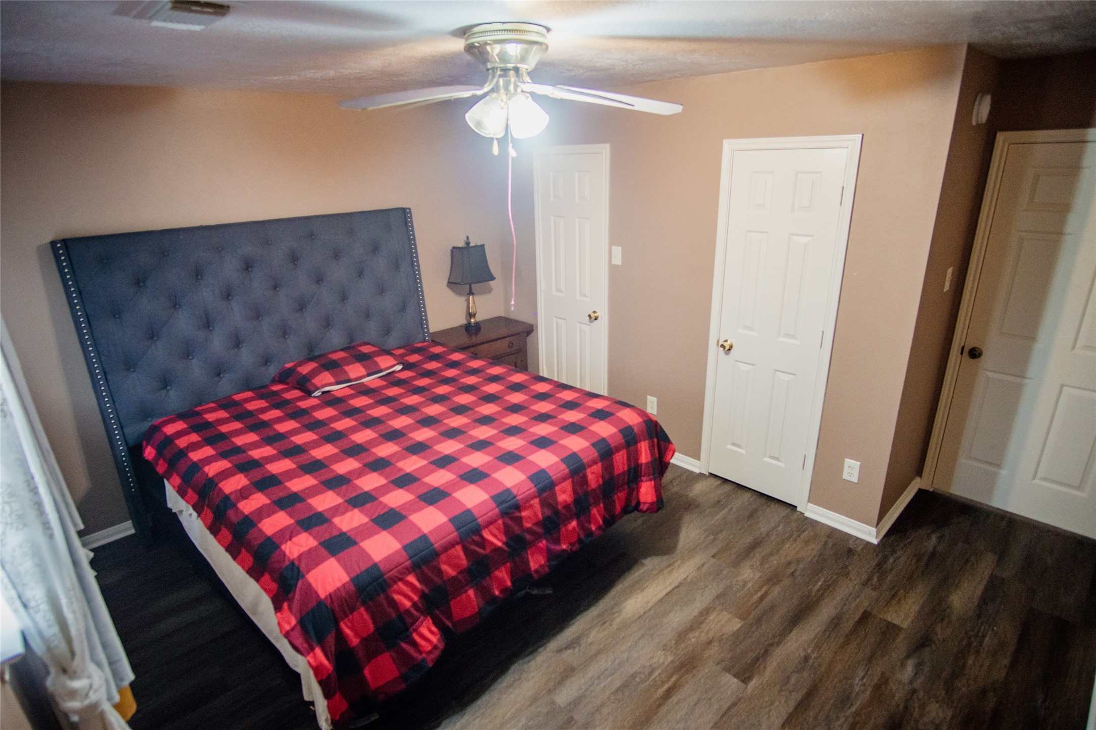9214 Windy Spring Court Houston, TX 77089 - Photo 18 of 28