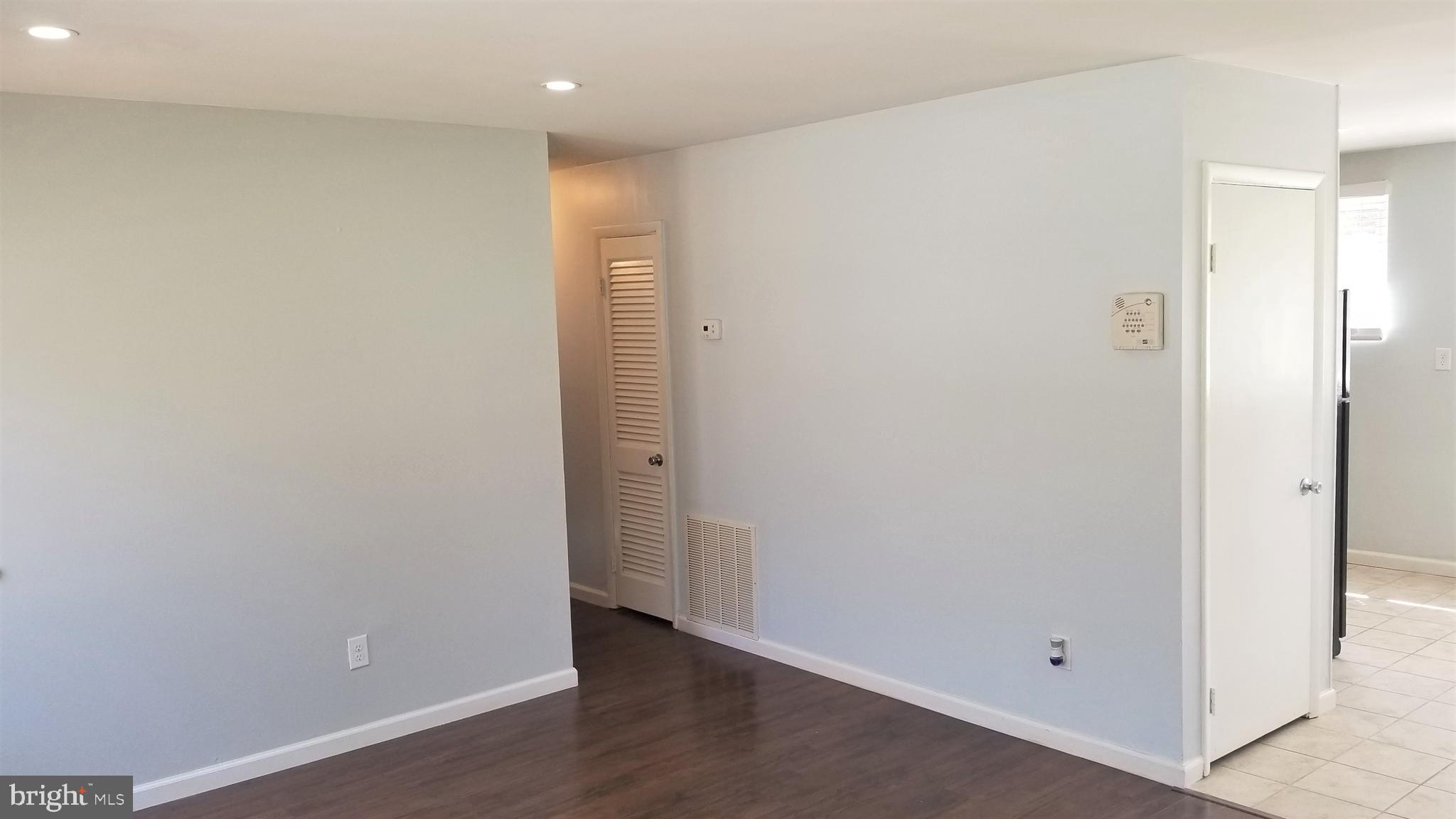 6311 Woodland Road Morningside, MD 20746 - Photo 8 of 23 Livingroom 4