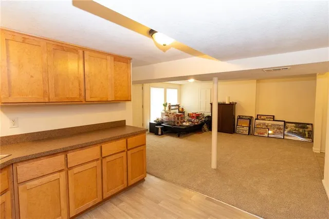 $370,000 | 31421 West 161st Street, Excelsior Springs, MO 64024