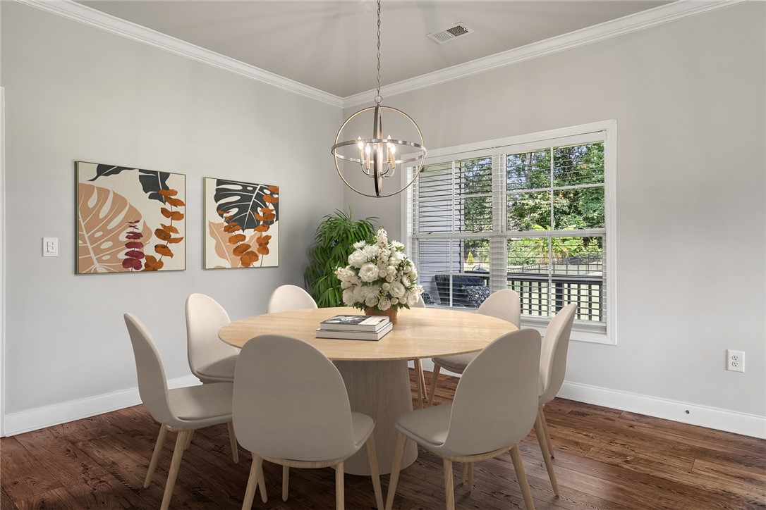 129 Saddle Brook Anderson, SC 29625 - Photo 18 of 50 Virtually Staged - Dining