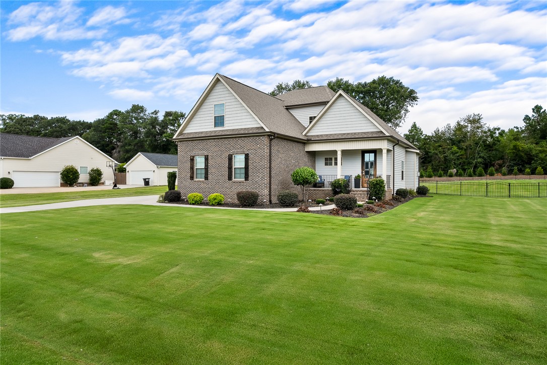 129 Saddle Brook Anderson, SC 29625 - Photo 2 of 50