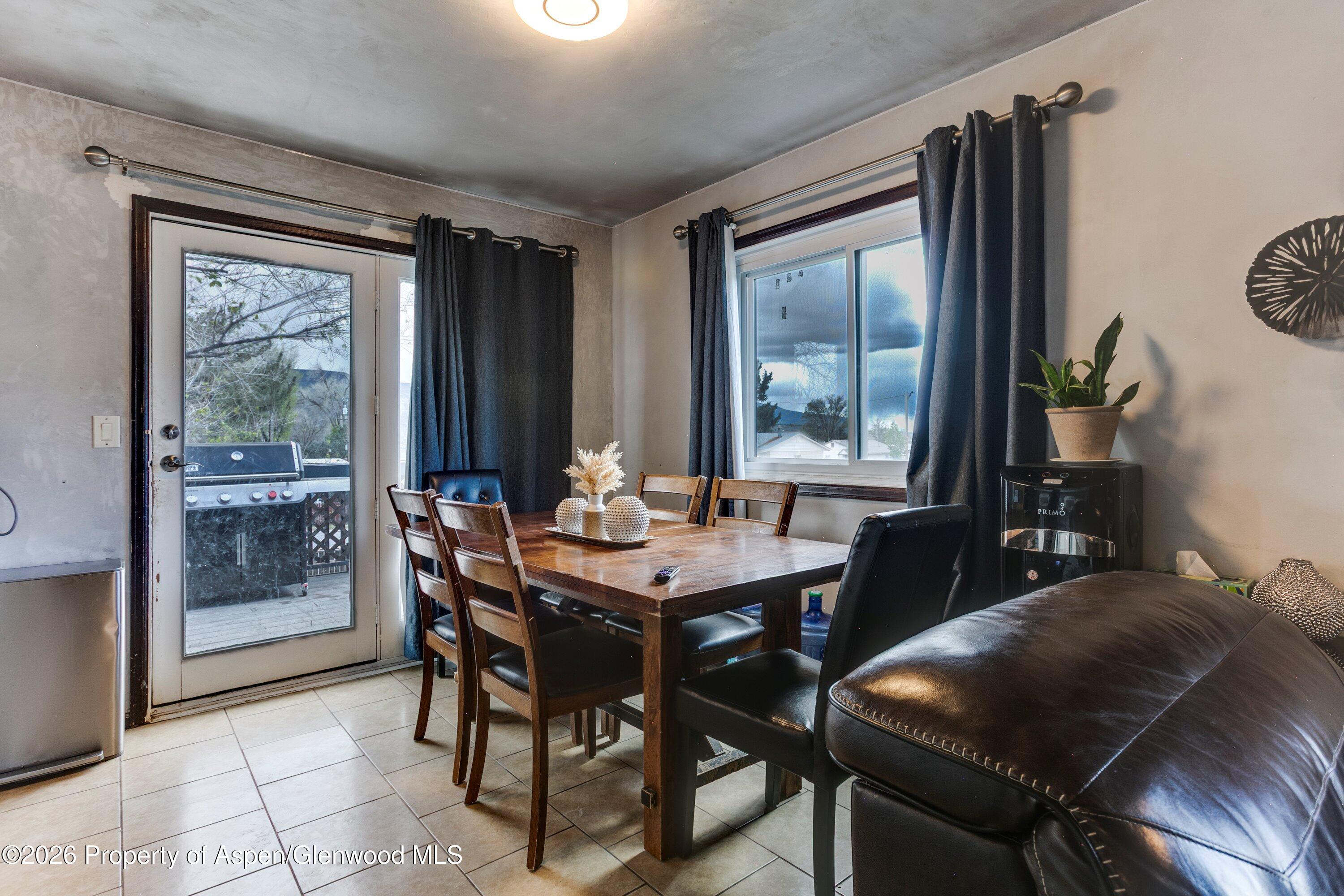 501 Fairway Avenue Rifle, CO 81650 - Photo 13 of 29 04-501_Fairway_Dining-1