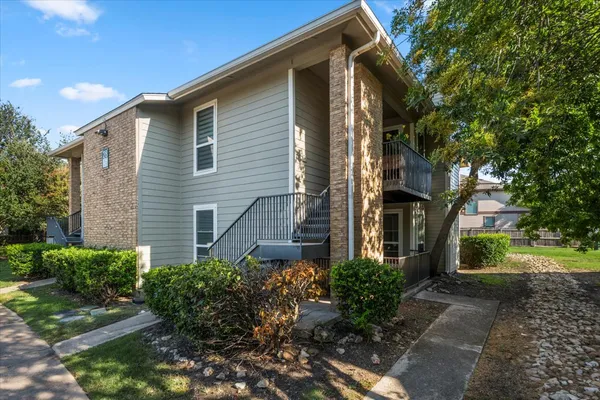 $189,900 | 10616 Mellow Meadow Drive, Unit 28C, Austin, TX 78750