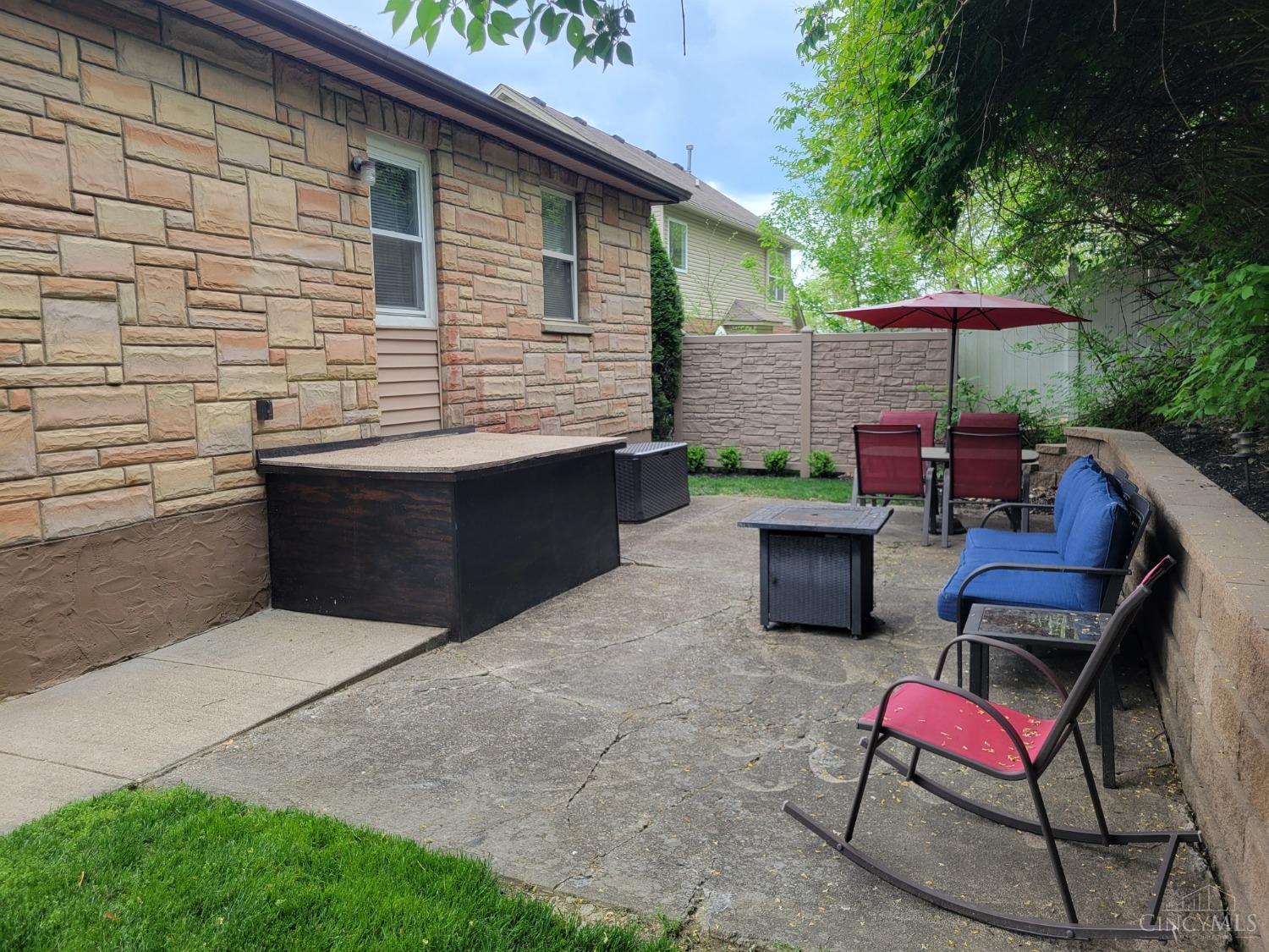 8225 Sheed Road Cincinnati, OH 45247 - Photo 24 of 26