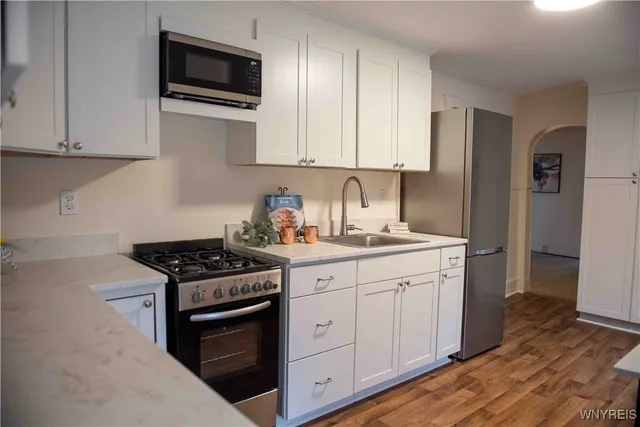 $249,900 | 5300 Lake Avenue, Orchard Park, NY 14127