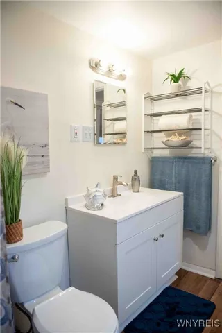 $249,900 | 5300 Lake Avenue, Orchard Park, NY 14127