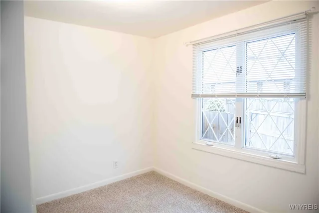 $249,900 | 5300 Lake Avenue, Orchard Park, NY 14127