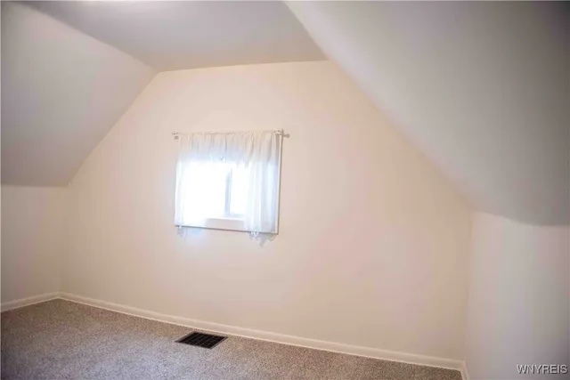 $249,900 | 5300 Lake Avenue, Orchard Park, NY 14127