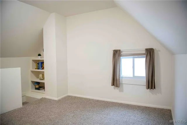 $249,900 | 5300 Lake Avenue, Orchard Park, NY 14127