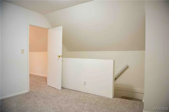 $249,900 | 5300 Lake Avenue, Orchard Park, NY 14127