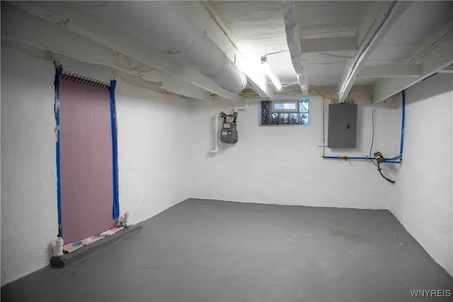 $249,900 | 5300 Lake Avenue, Orchard Park, NY 14127