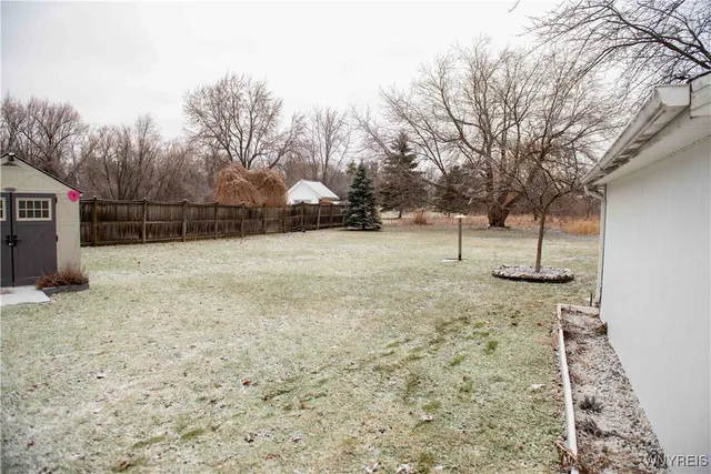 $249,900 | 5300 Lake Avenue, Orchard Park, NY 14127