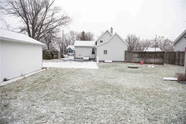 $249,900 | 5300 Lake Avenue, Orchard Park, NY 14127