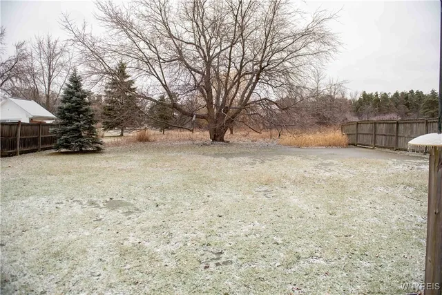 $249,900 | 5300 Lake Avenue, Orchard Park, NY 14127