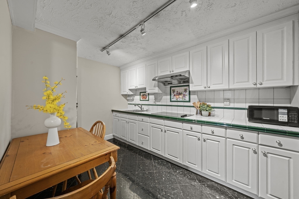 24 Prospect Avenue Saugus, MA 01906 - Photo 24 of 40