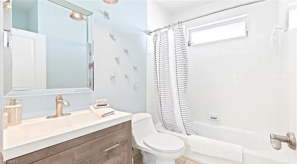 $30,000 | 877 7th Street South, Naples, FL 34102