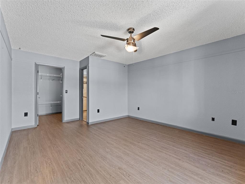 7118 Lexington Circle Brooksville, FL 34602 - Photo 18 of 45