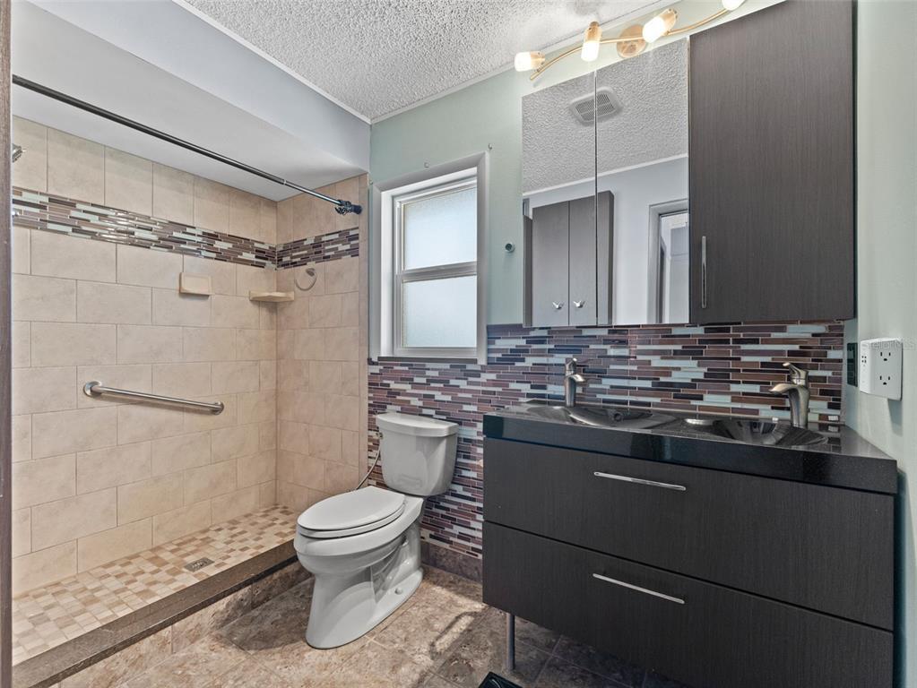 7118 Lexington Circle Brooksville, FL 34602 - Photo 21 of 45