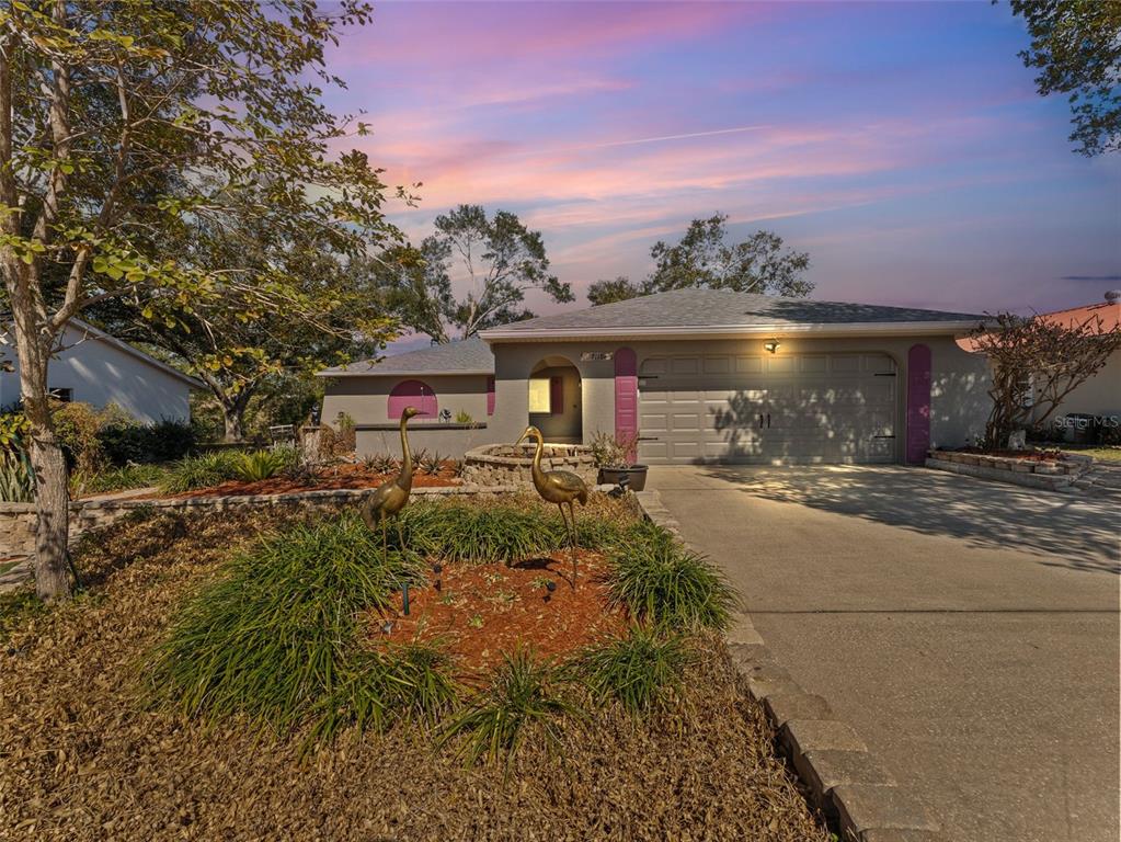 7118 Lexington Circle Brooksville, FL 34602 - Photo 3 of 45