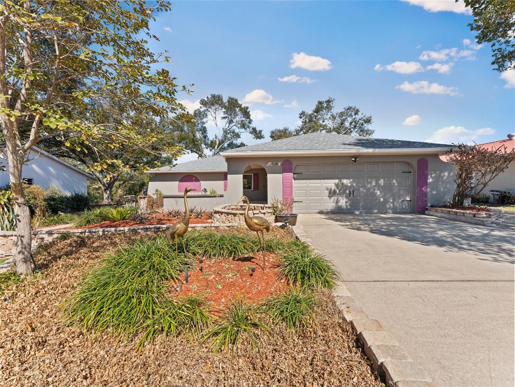 7118 Lexington Circle Brooksville, FL 34602 - Photo 4 of 45