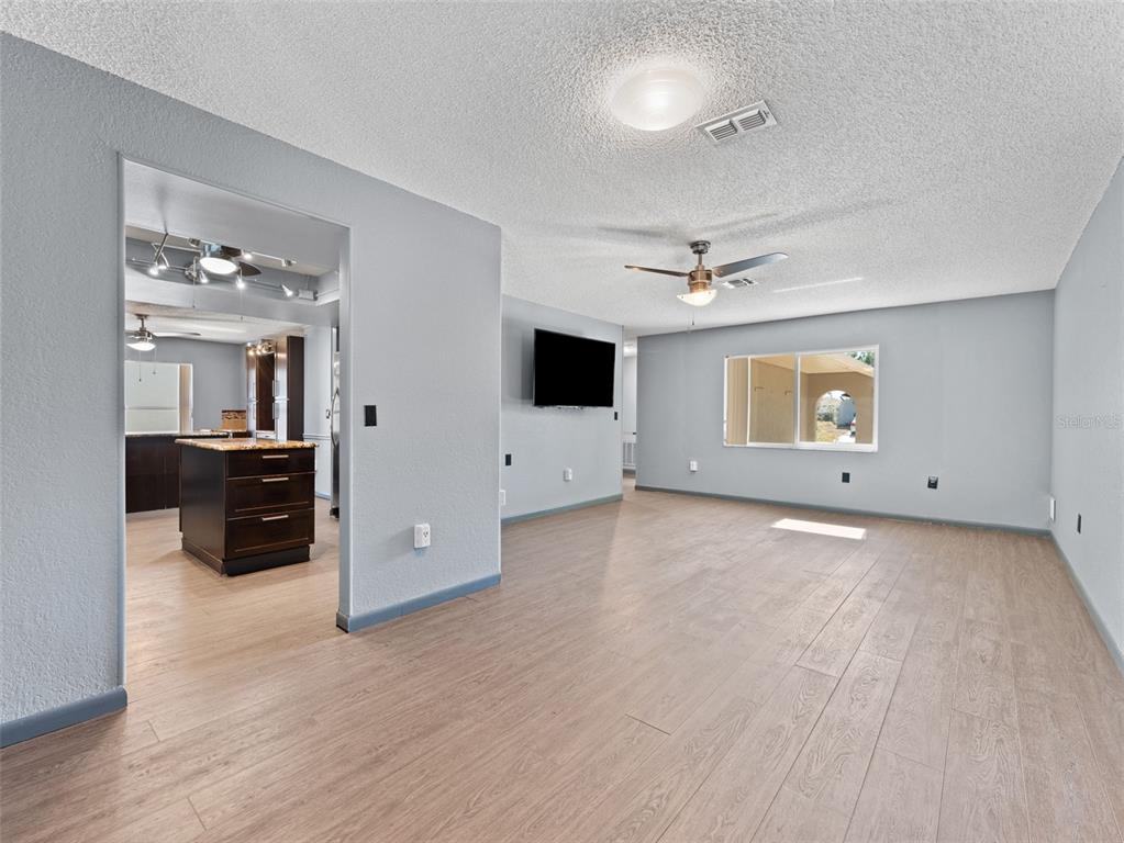 7118 Lexington Circle Brooksville, FL 34602 - Photo 8 of 45