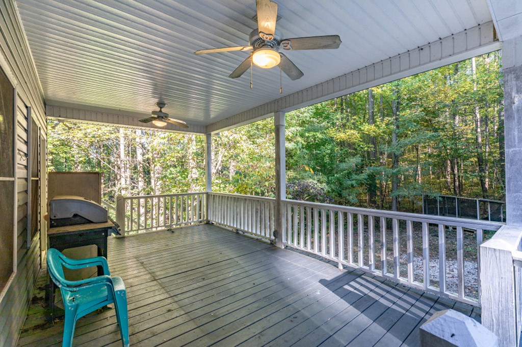 7 Spring Road Blairsville, GA 30512 - Photo 34 of 57 Side Deck