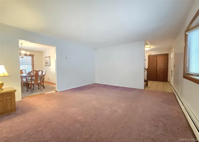 $685,000 | 14 Avenue C, Holbrook, NY 11741