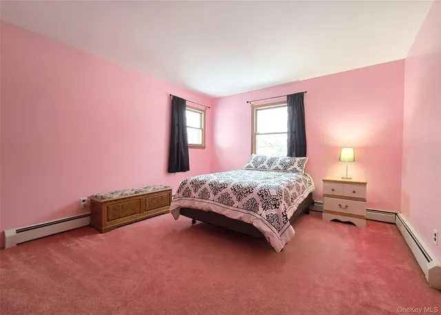 $685,000 | 14 Avenue C, Holbrook, NY 11741