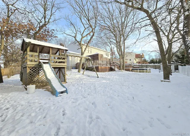 $685,000 | 14 Avenue C, Holbrook, NY 11741