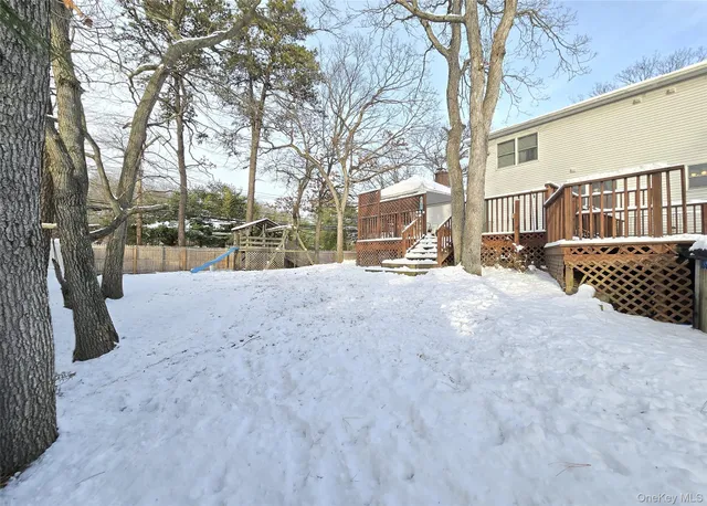 $685,000 | 14 Avenue C, Holbrook, NY 11741