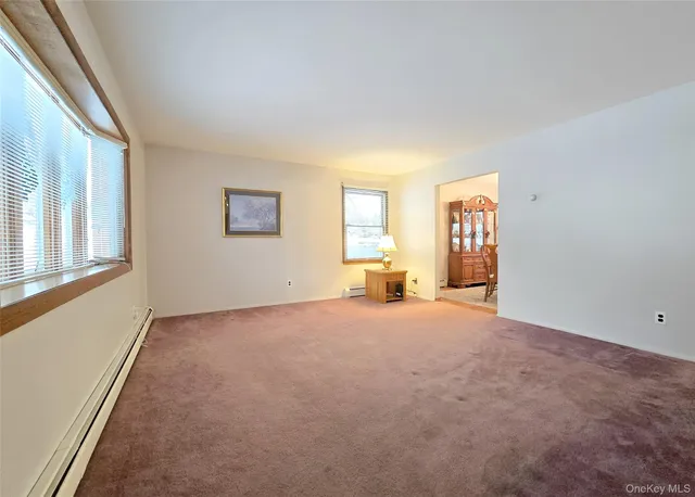 $685,000 | 14 Avenue C, Holbrook, NY 11741