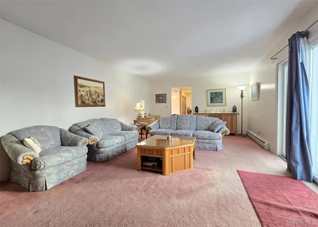 $685,000 | 14 Avenue C, Holbrook, NY 11741