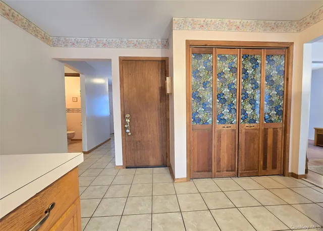 $685,000 | 14 Avenue C, Holbrook, NY 11741