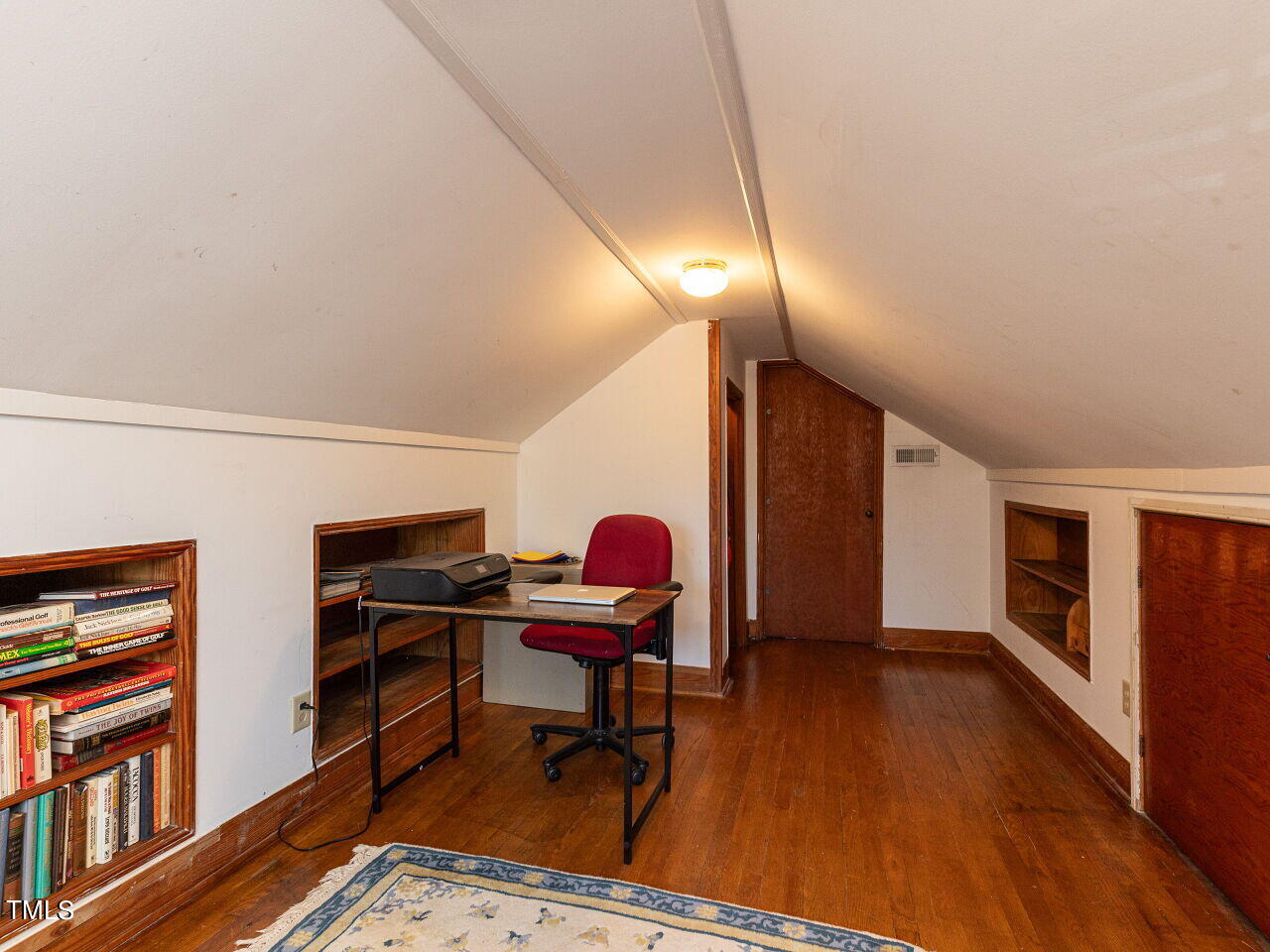 2729 Van Dyke Avenue Raleigh, NC 27607 - Photo 31 of 39 035-1280x960-third-floor-bonus