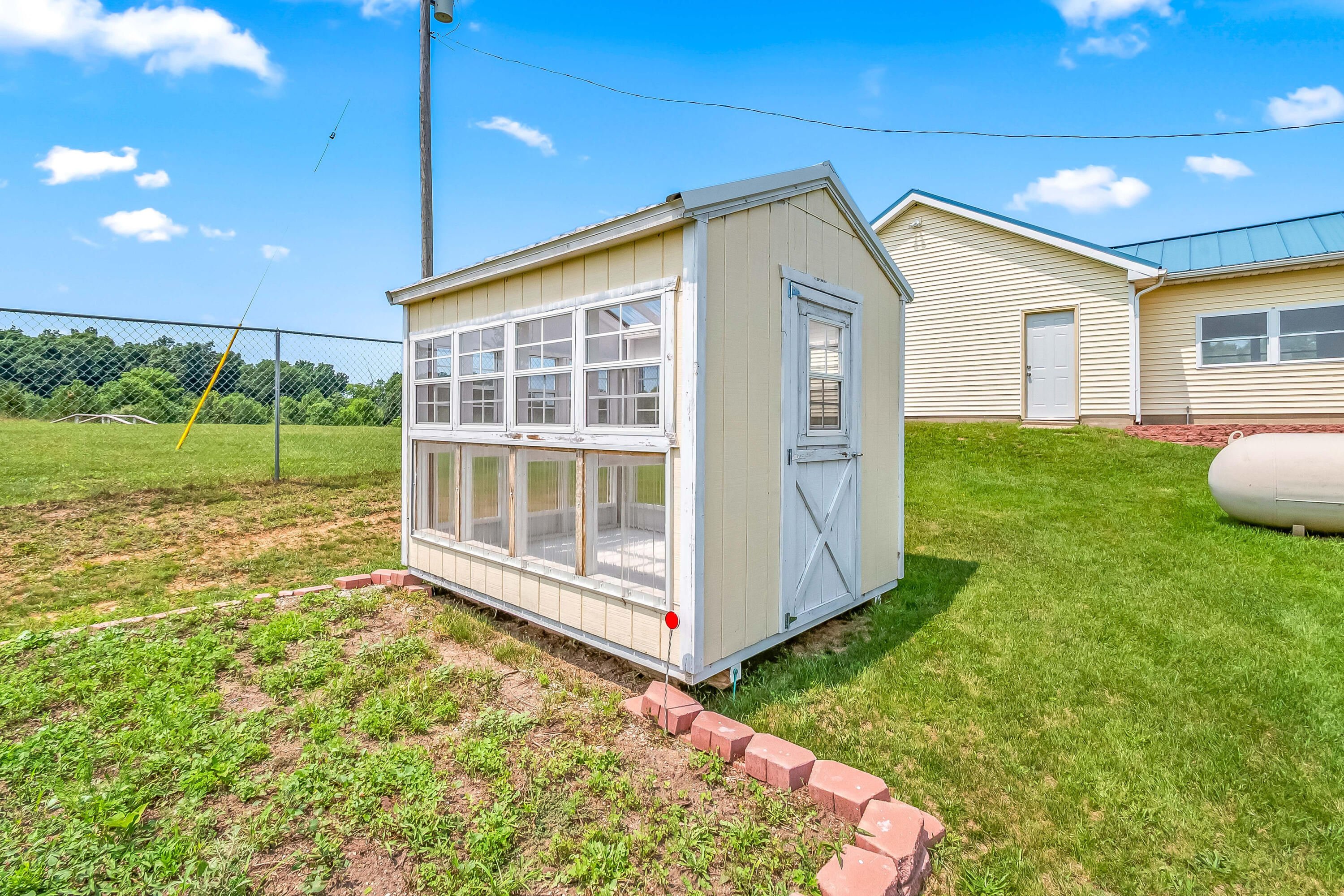 8651 Moreland Road Jerome, MI 49249 - Photo 41 of 56 27