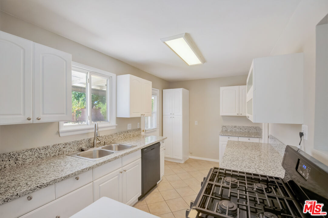 38857 Juniper Tree Road Palmdale, CA 93551 - Photo 13 of 21 Gallery Image 13