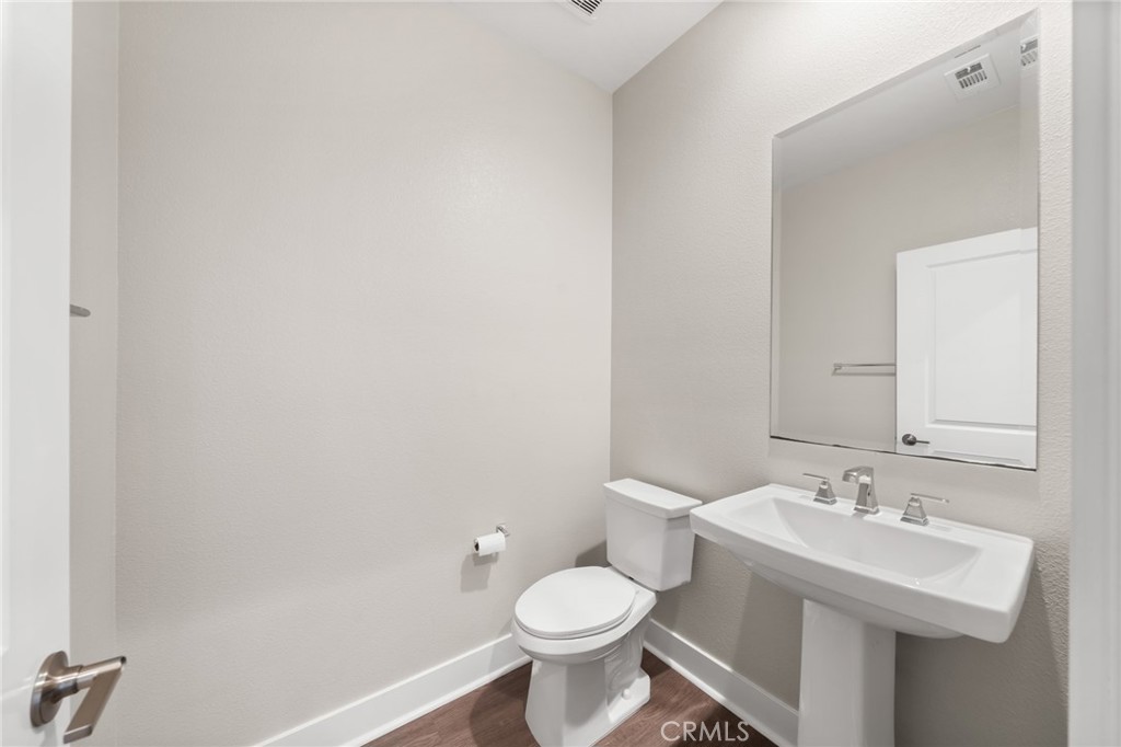 25110 Cherry Ridge Drive Canyon Country, CA 91387 - Photo 14 of 74