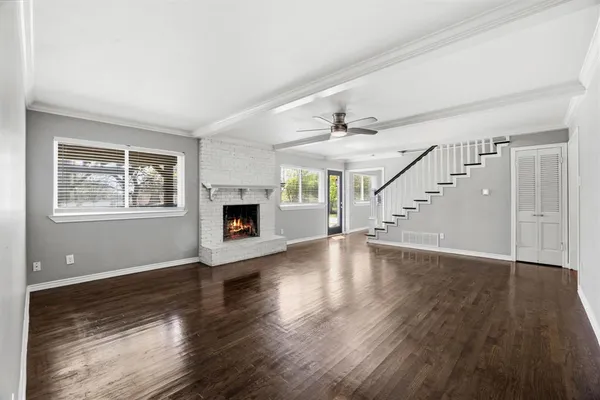 $565,000 | 1636 West Red Bird Lane, Dallas, TX 75232