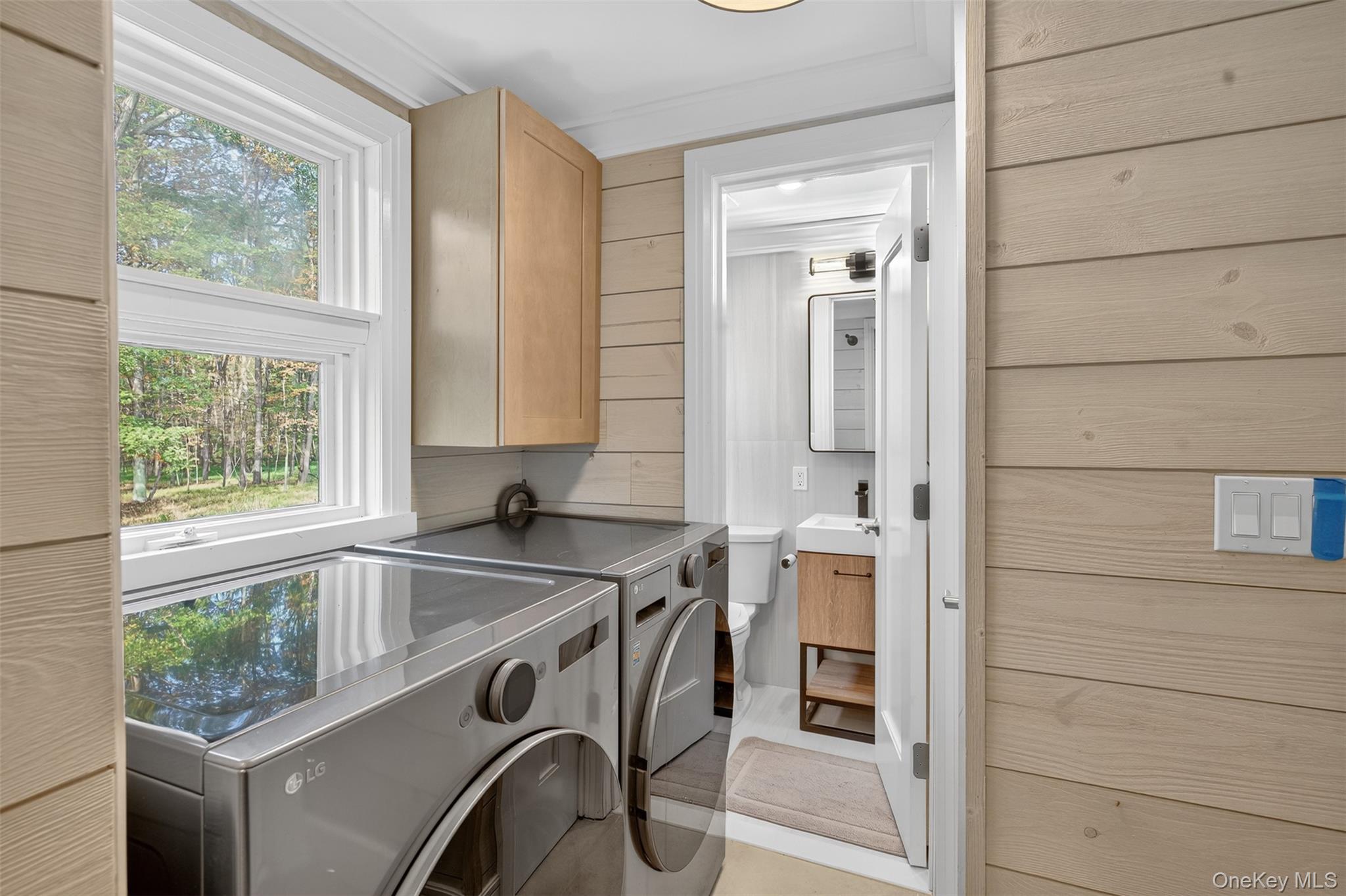 55 Ginger Road High Falls, NY 12440 - Photo 13 of 47 a kitchen that has a sink and a stove