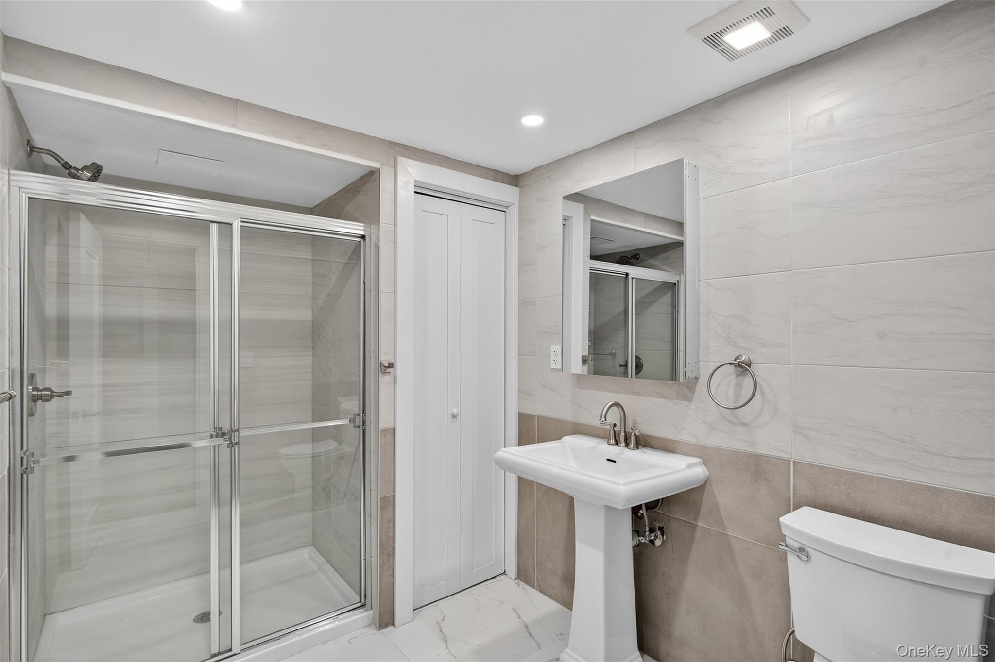 55 Ginger Road High Falls, NY 12440 - Photo 22 of 47 a bathroom with a sink mirror toilet and shower