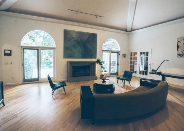 $54,000 | 15 Wagon Lane, East Hampton, NY 11937