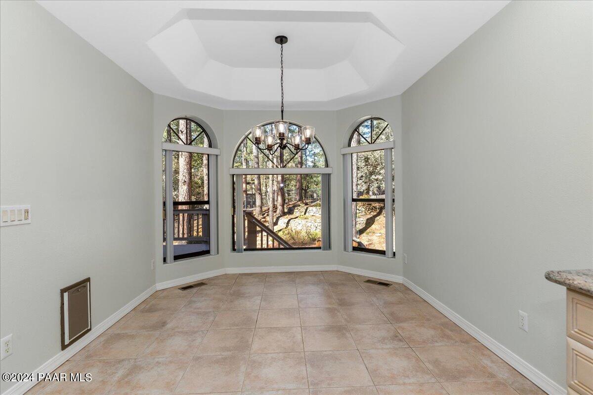 1785 Coyote Road Prescott, AZ 86303 - Photo 13 of 36 Dining Area