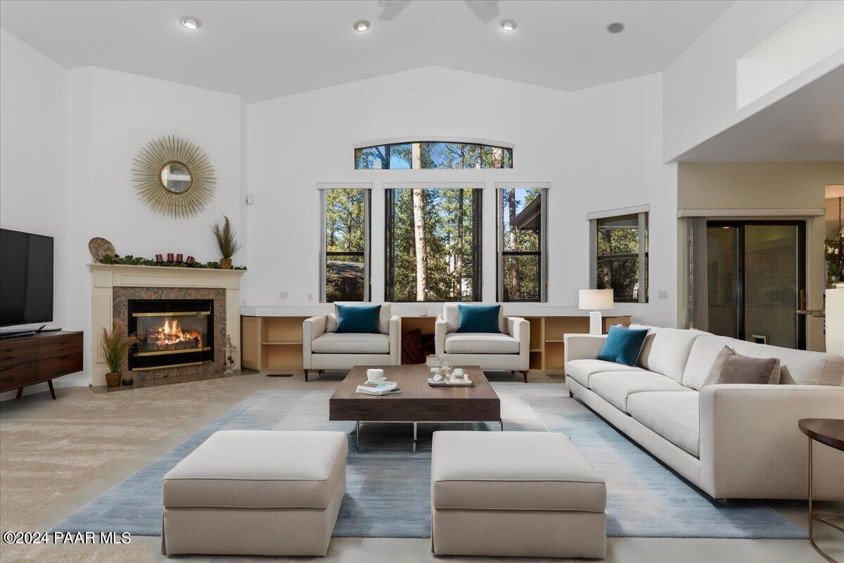 1785 Coyote Road Prescott, AZ 86303 - Photo 7 of 36 Living Room (Virtually Staged)