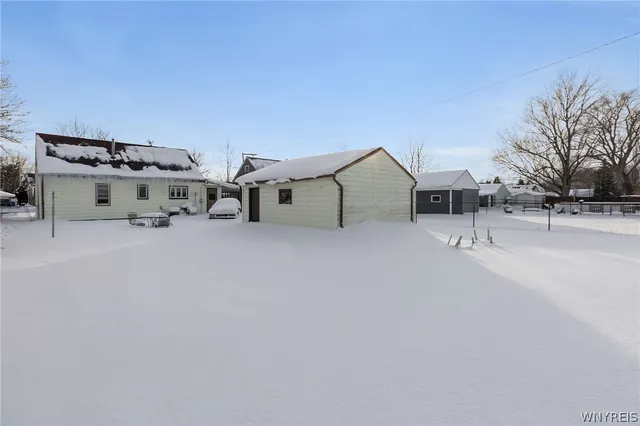 $169,900 | 58 Boardman Road, West Seneca, NY 14218