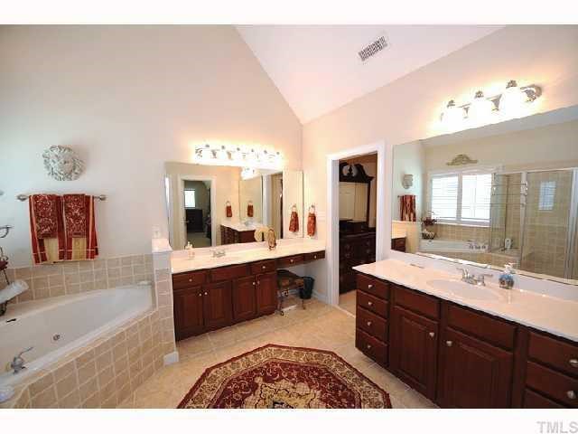 8528 Wapello Lane Raleigh, NC 27613 - Photo 9 of 12