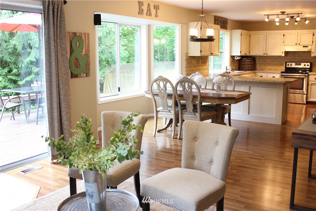 19209 Southeast 136th Street Renton, WA 98059 - Photo 12 of 23 Gallery Image 12