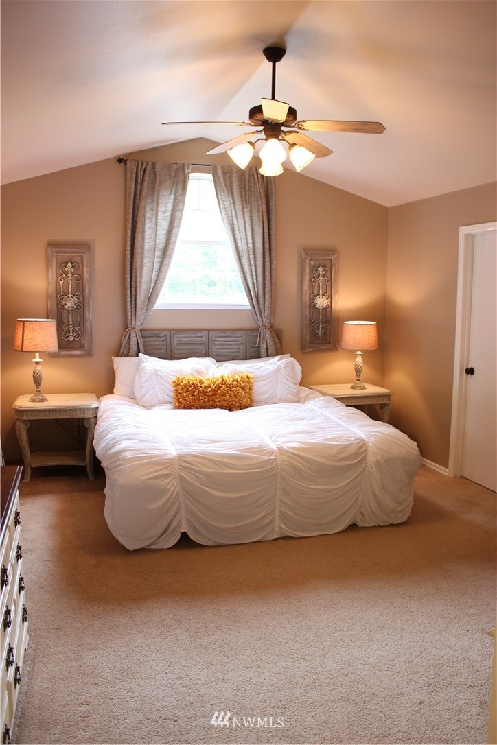 19209 Southeast 136th Street Renton, WA 98059 - Photo 14 of 23 Gallery Image 14