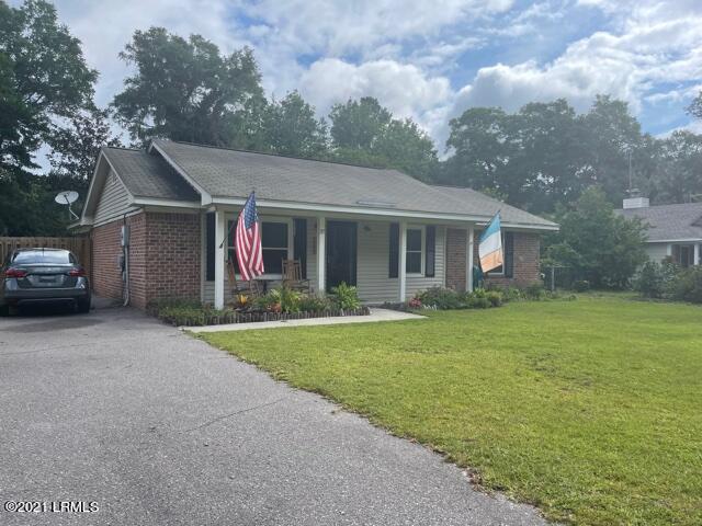 37 Hewlett Road Beaufort, SC 29907 - Photo 1 of 9 IMG_6723