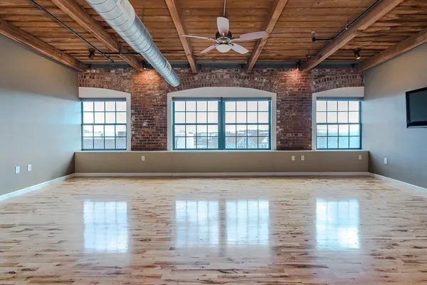 $3,800 | 210 Broadway, Unit 404, Everett, MA 02149