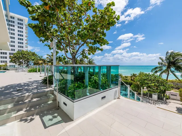 $4,650,000 | 6901 Collins Avenue, Unit 701, Miami Beach, FL 33141